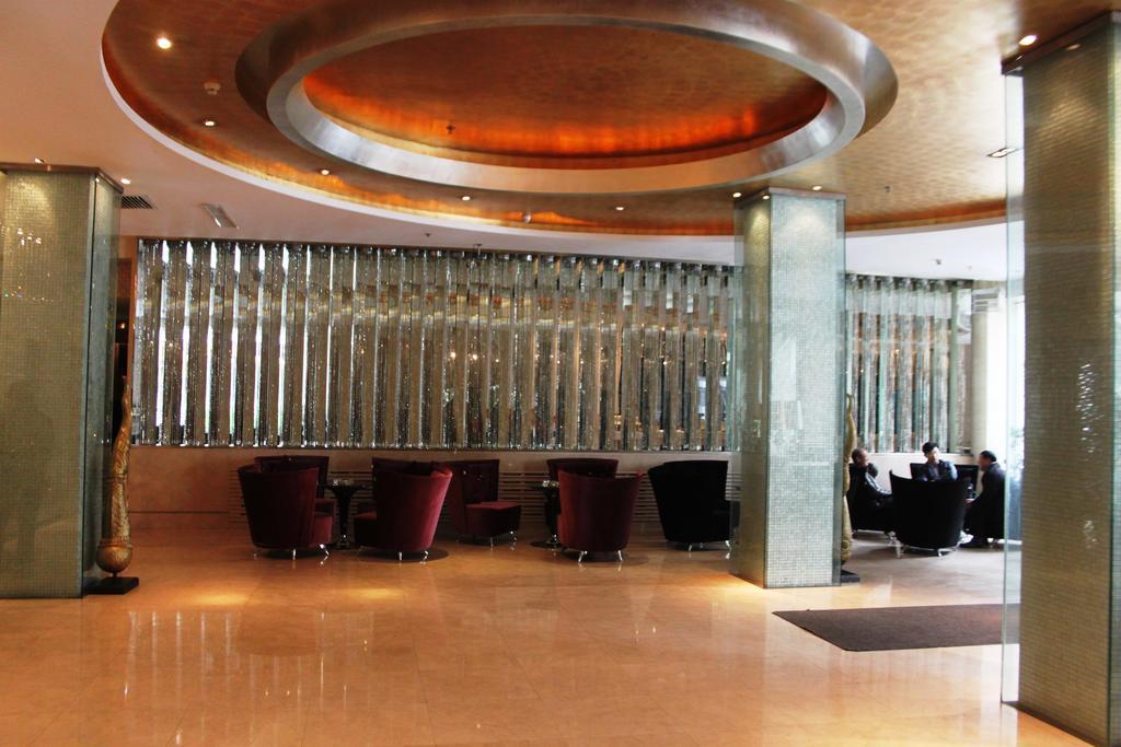 Harbin Yakelai Holiday Hotel Extérieur photo